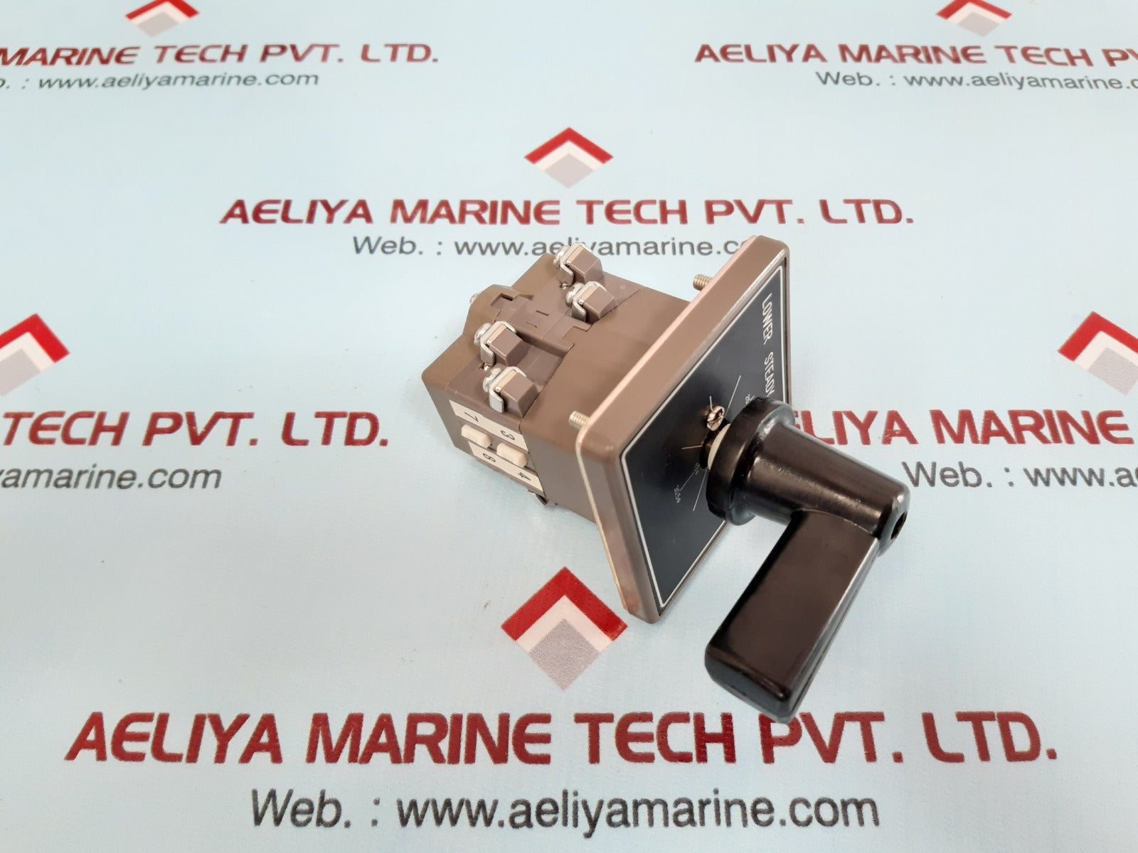 Idec cs-10 switch