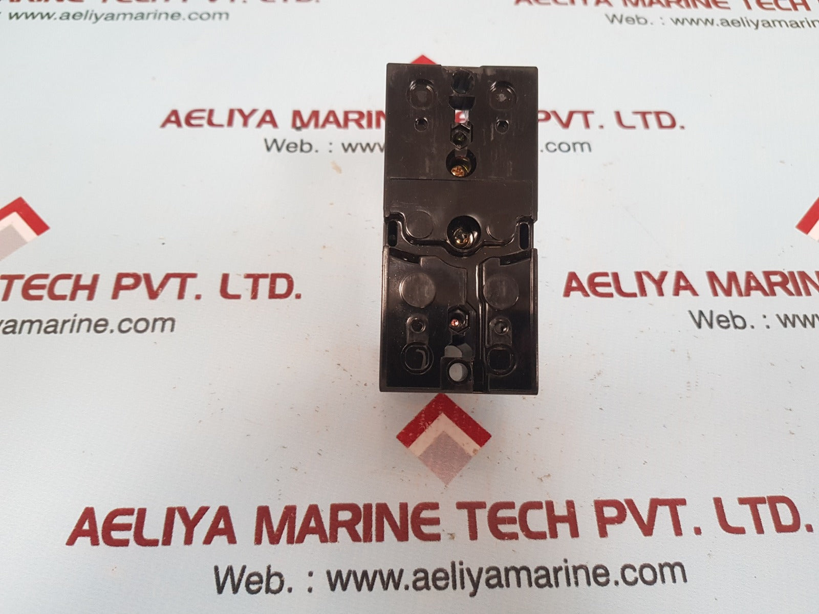 Mitsubishi nf30-cs no-fuse circuit breaker 3 amp 2 pole