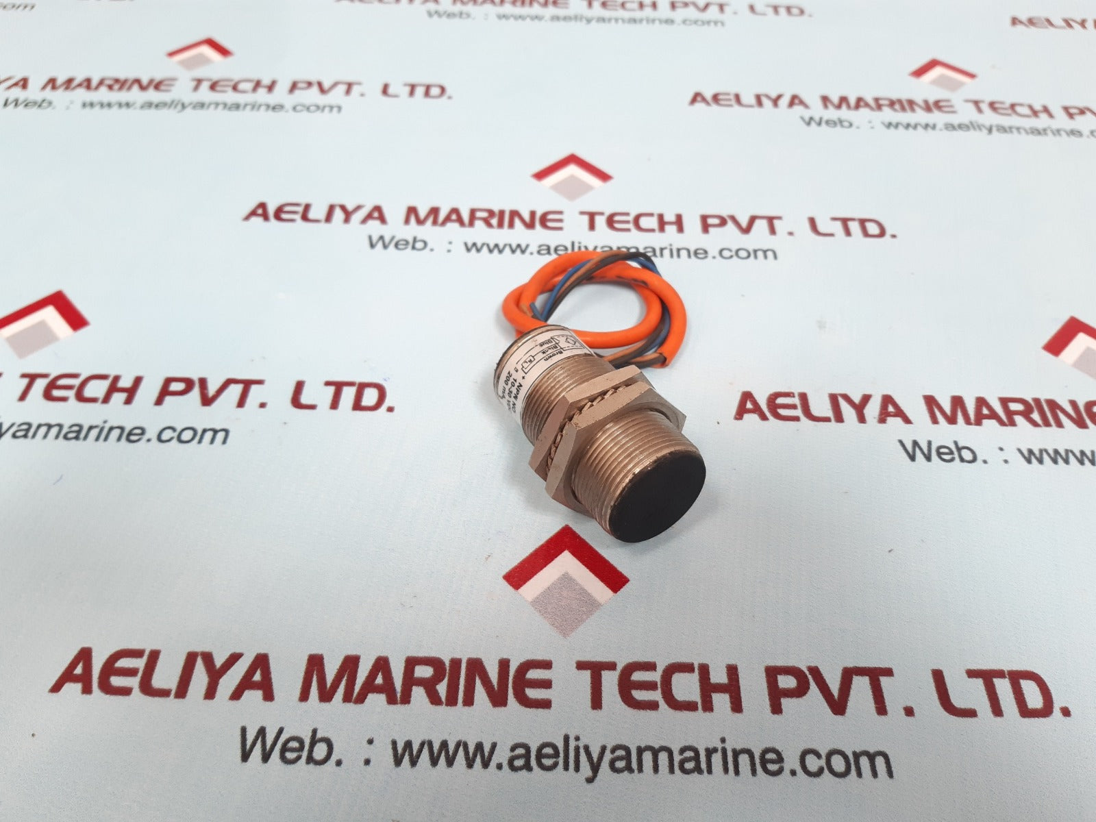 Katlax sensor 10-30 vdc