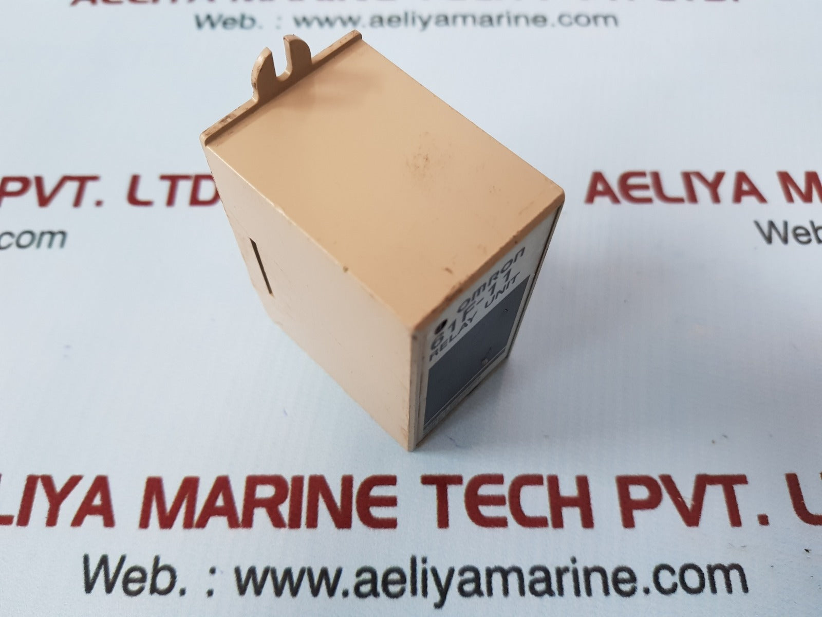 Omron 61f-11 relay unit used