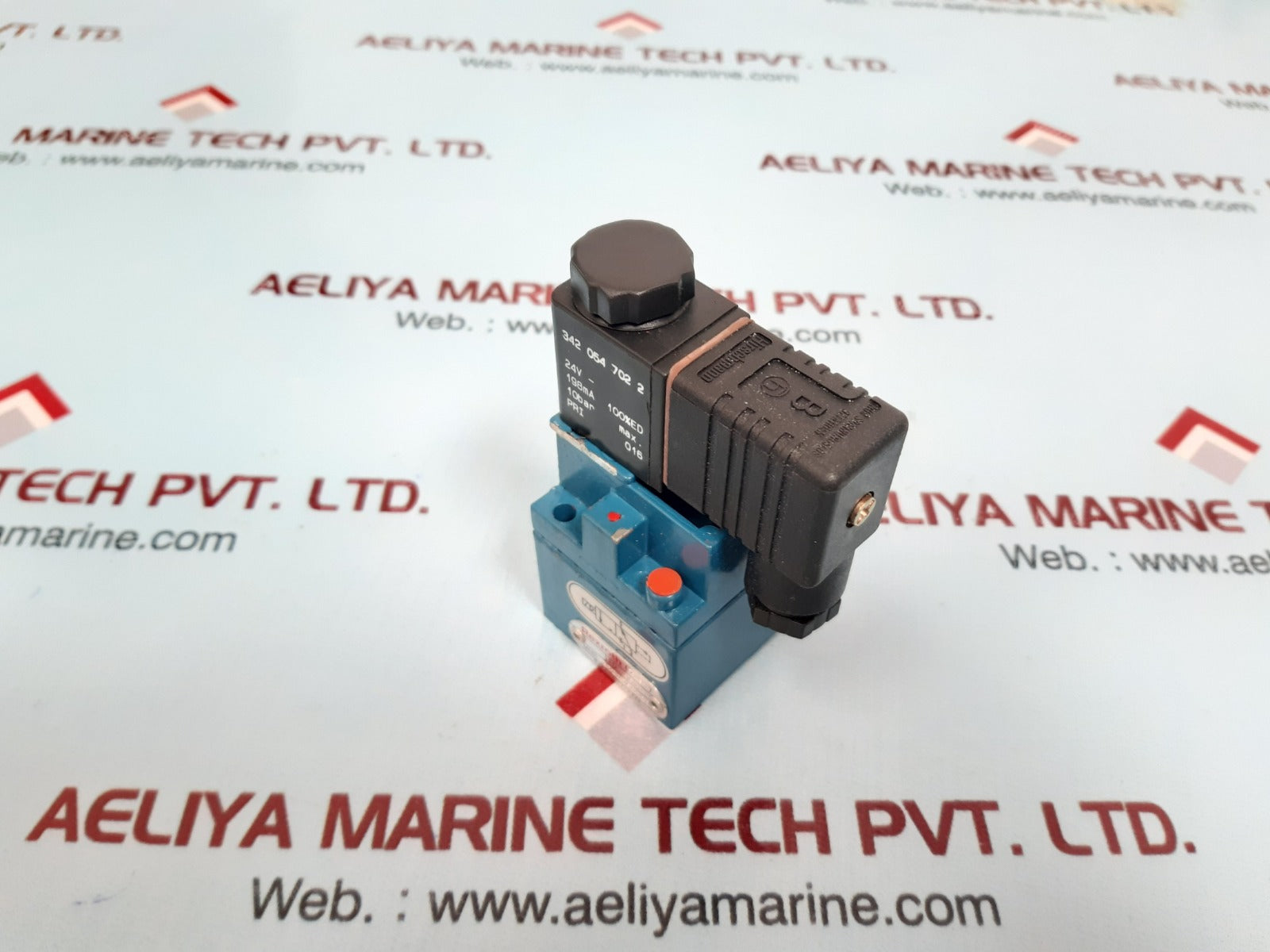Rexroth 3722260220 pneumatic directional valve