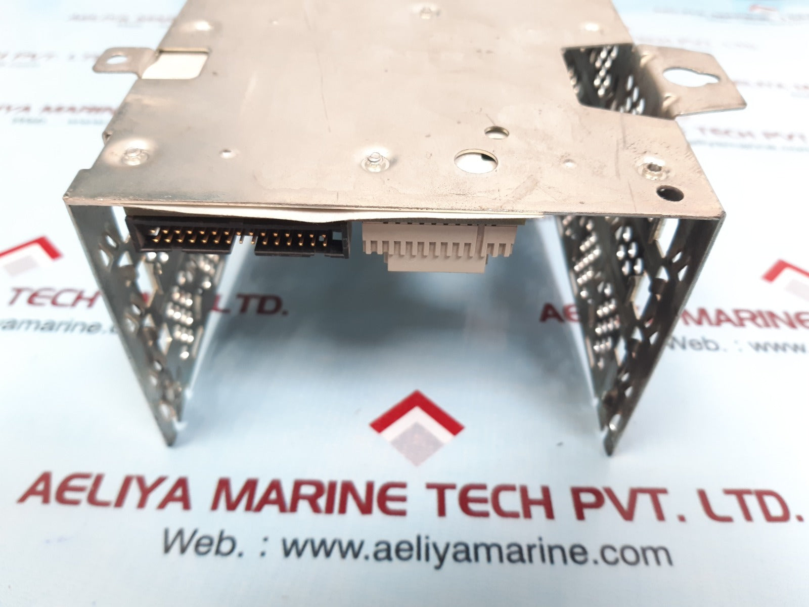 Allen-bradley Slc 500 1746-a13 Ser B 13-slot Rack 1746-a13