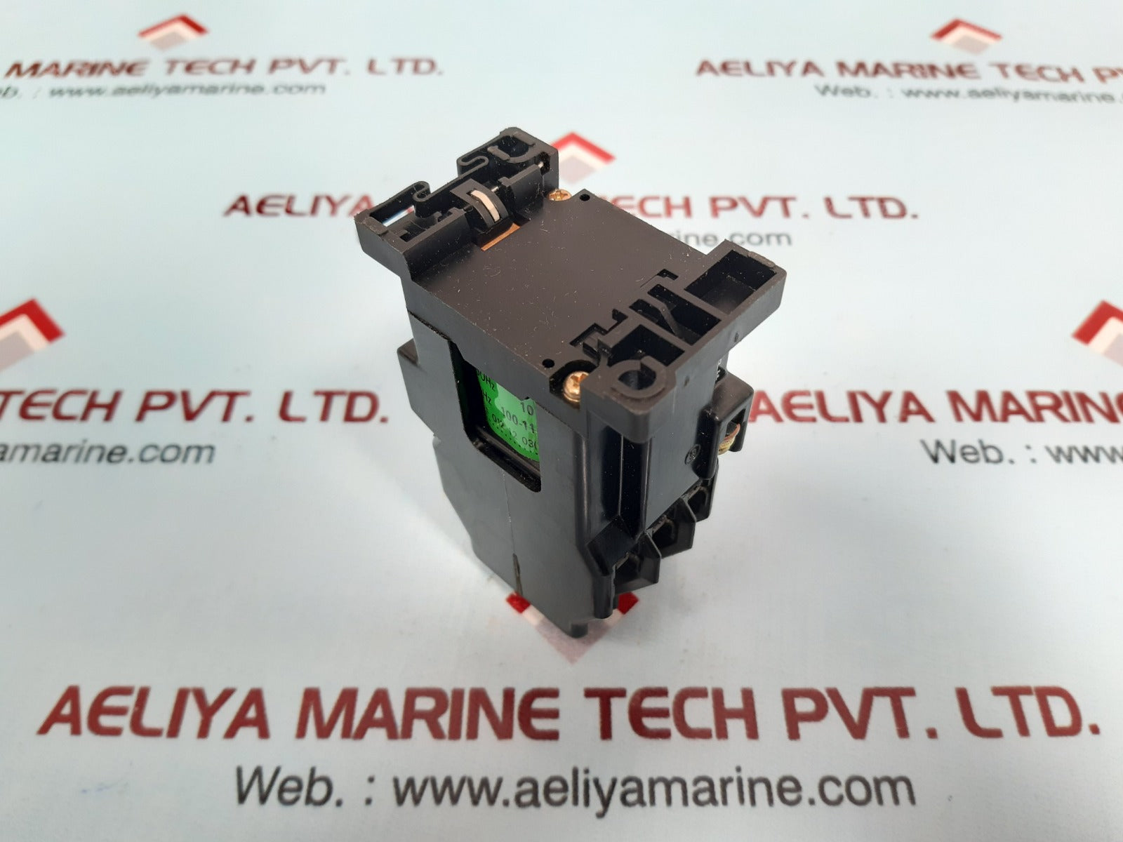 Fuji Electric Src50-2U/X (4A2B) Auxiliary Relay 100/100~110V 50/60Hz