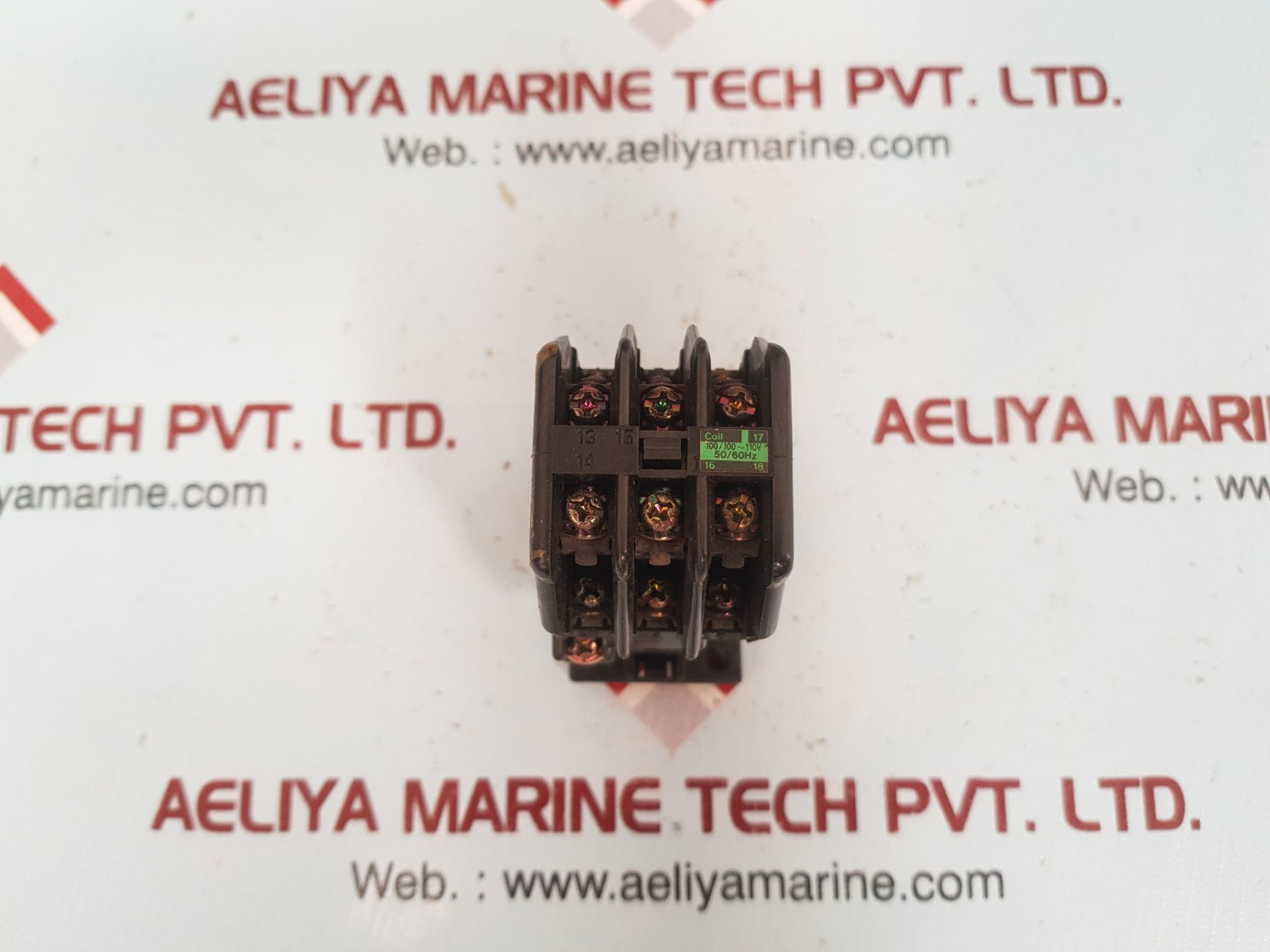 Fuji Electric Src50-2U/X (4A2B) Auxiliary Relay 100/100~110V 50/60Hz