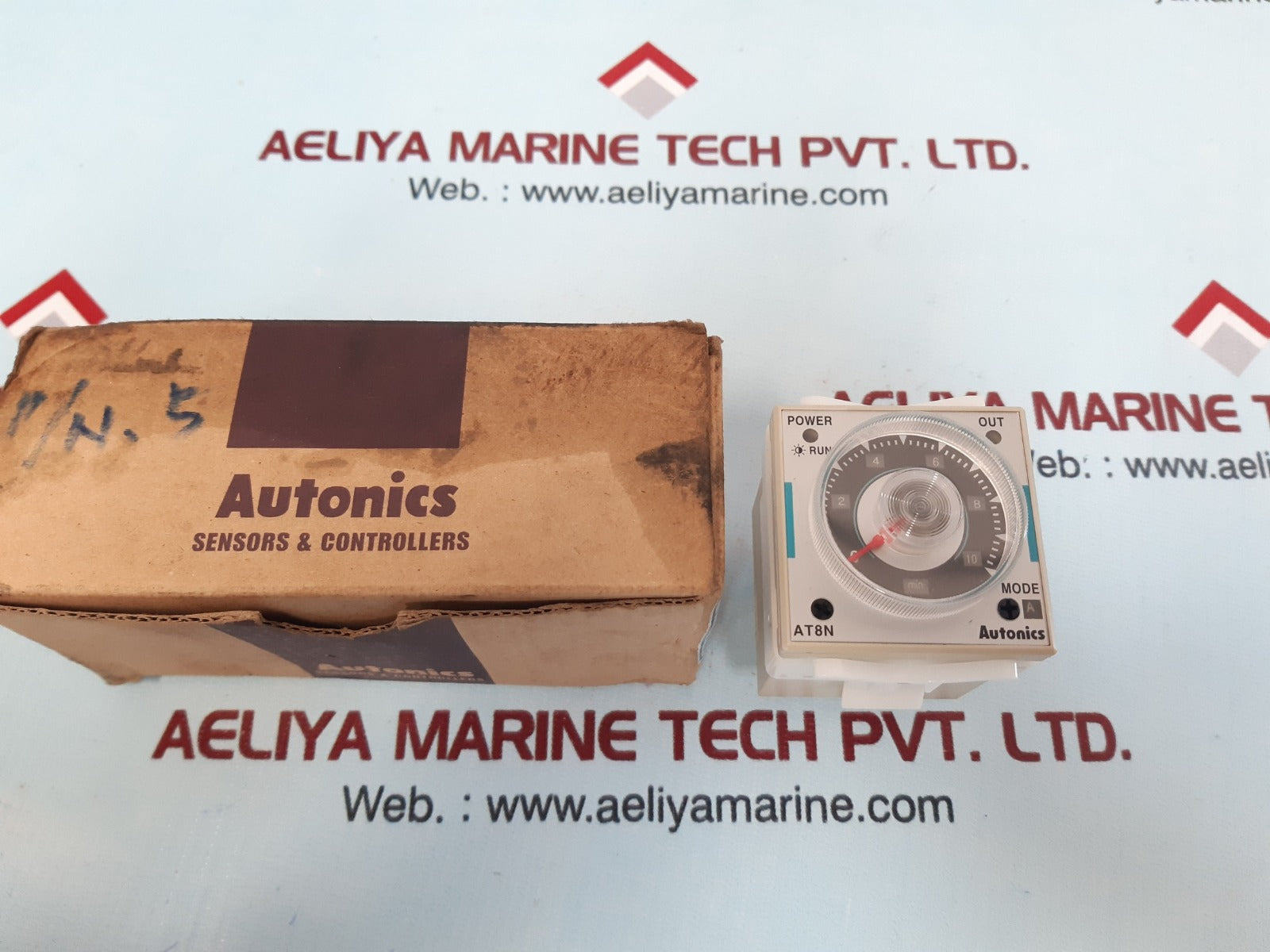 Autonics At8N Analog Timer 0-10 Min 100-240Vac /24-240Vdc 50-60Hz
