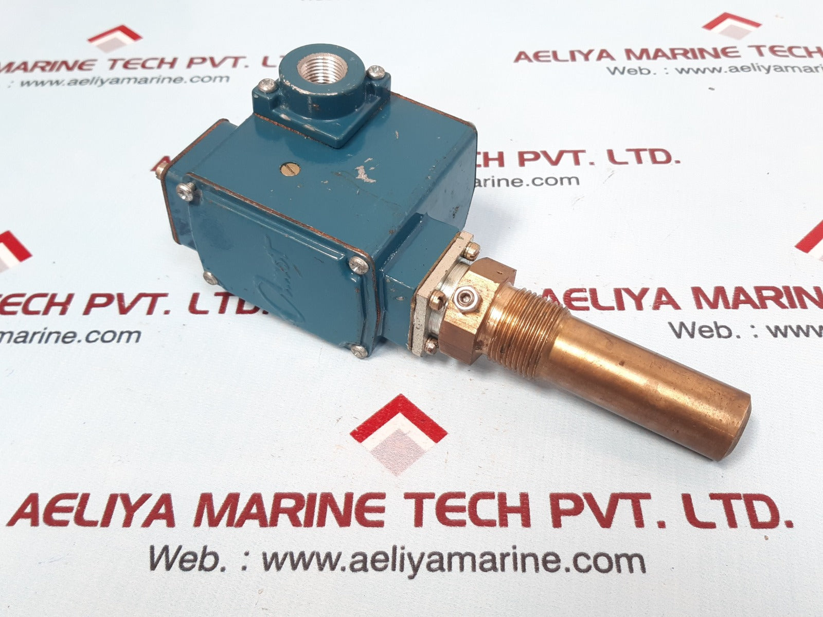 Amot controls 4140er1v00cg1-ady temperature switch