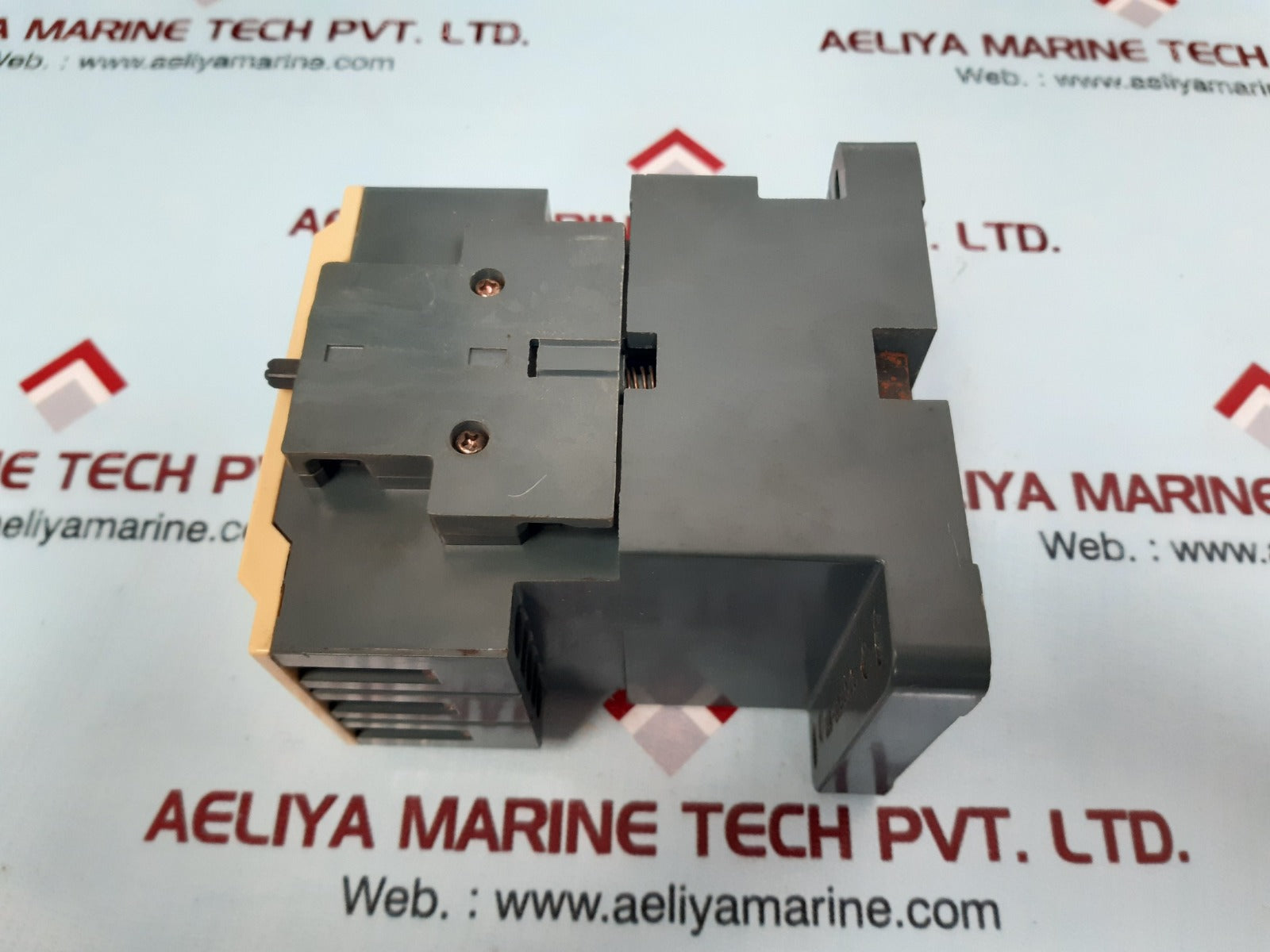 Hyundai hmc50w22 magnetic contactor