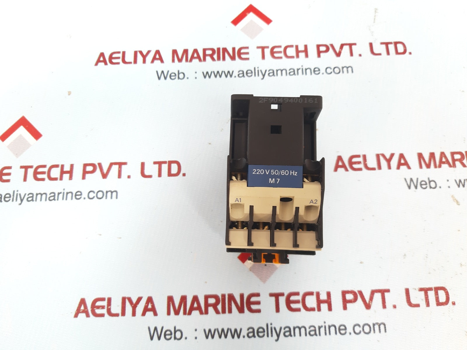 Telemecanique Ca2 Dn 22 Control Relay 220V 50/60Hz