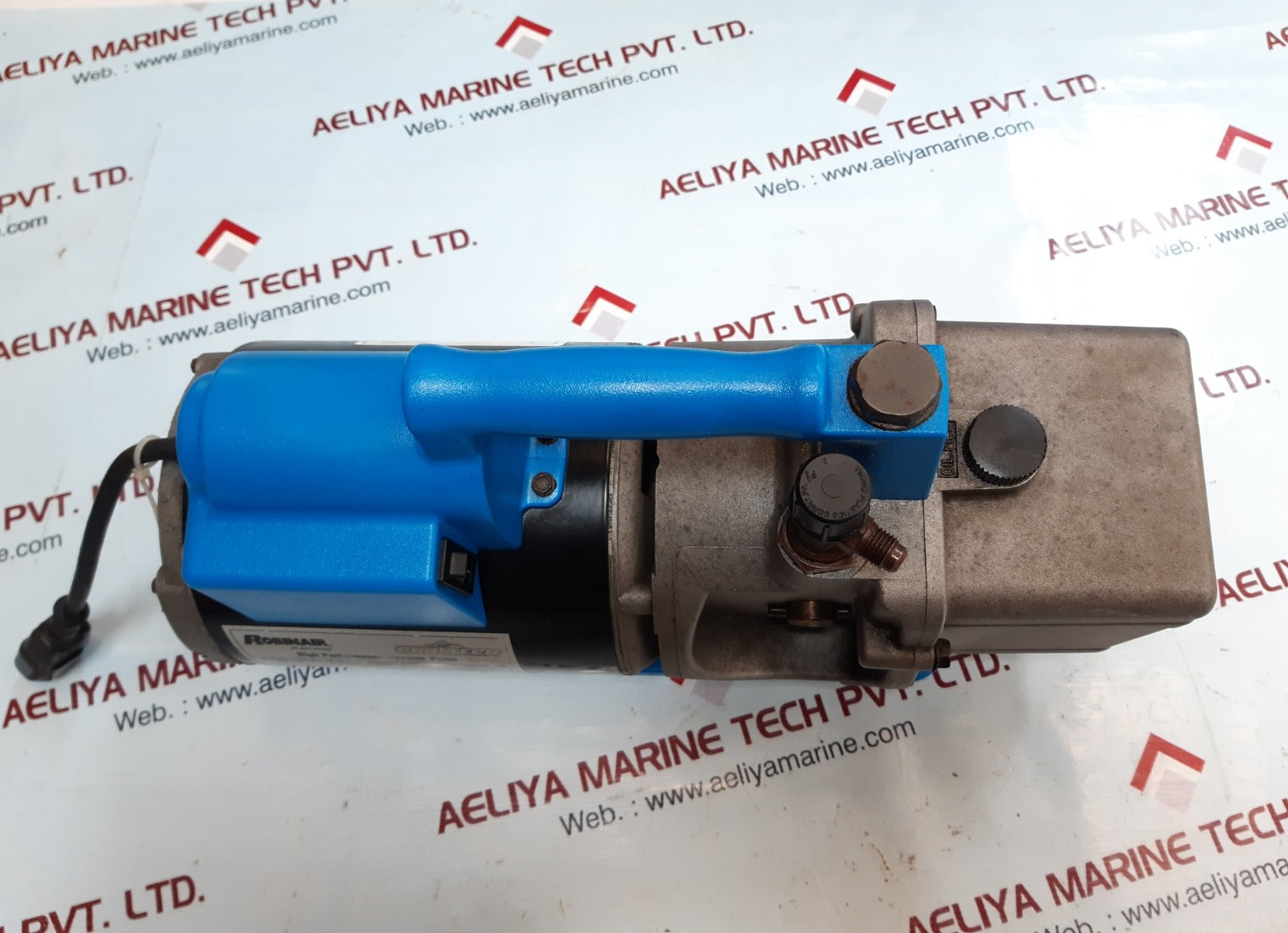 Robinair 15401 high performance vacuum pump