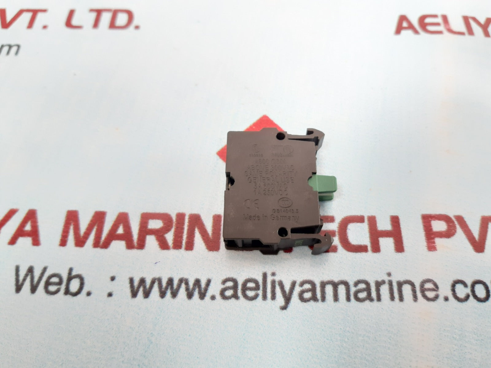 Set of 9x Eaton m22-k10 contact block