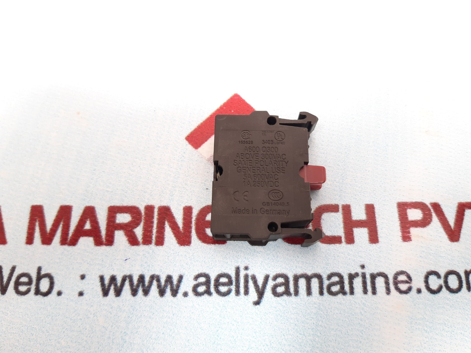 Set of 9x Eaton m22-k01 contact block