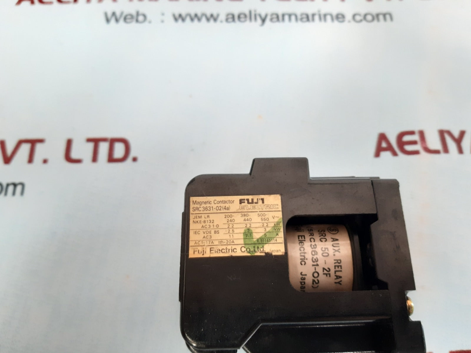 Fuji electric src3631-02(4a) magnetic contactor