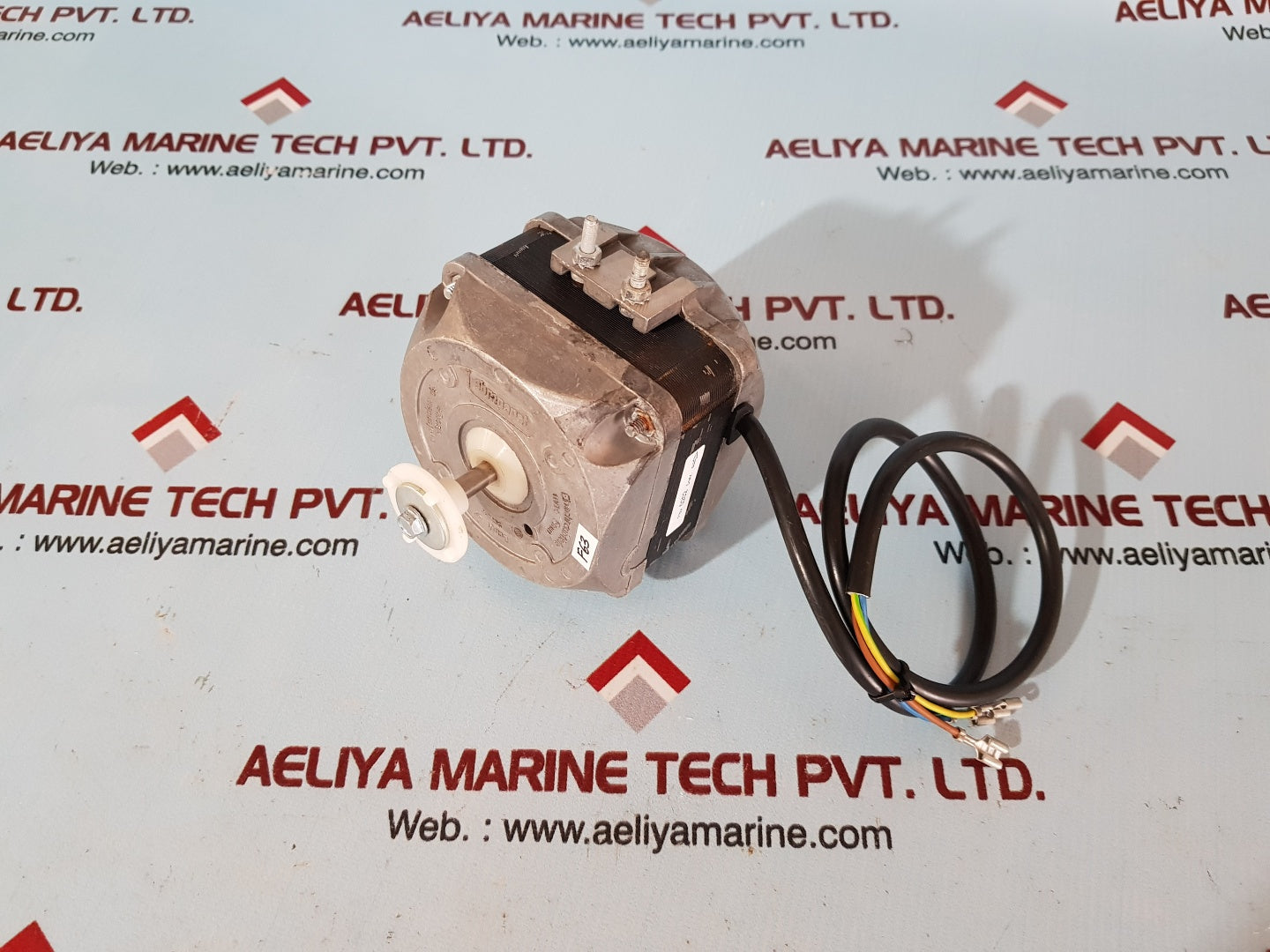 Danfoss/Ebm papst m4q045-cf13-a7 motor