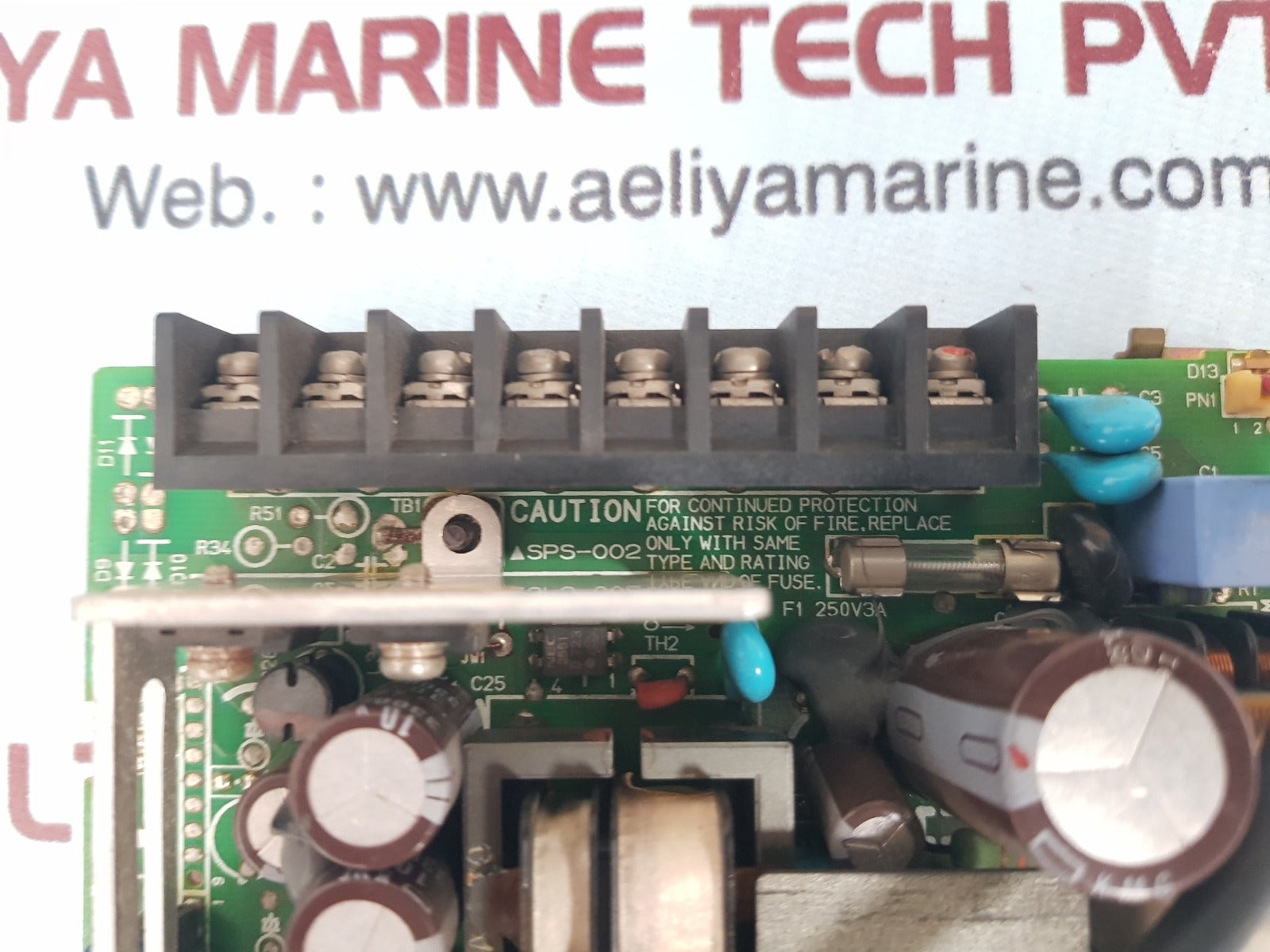 Omron c200hw-pa20 4 120va 50/60hz