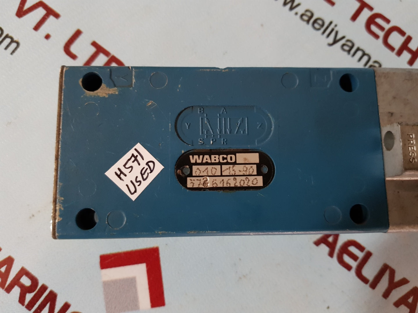 Wabco 5726162020 pneumatic valve