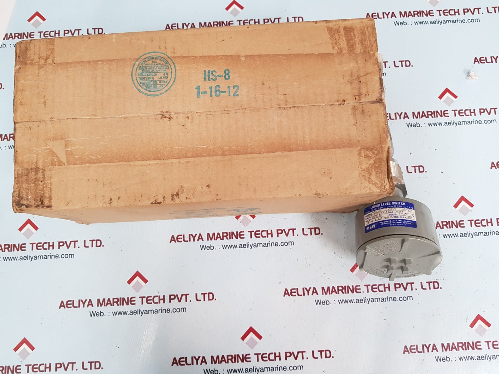 Magne-sonic mls 2100 2/12 liquid level switch