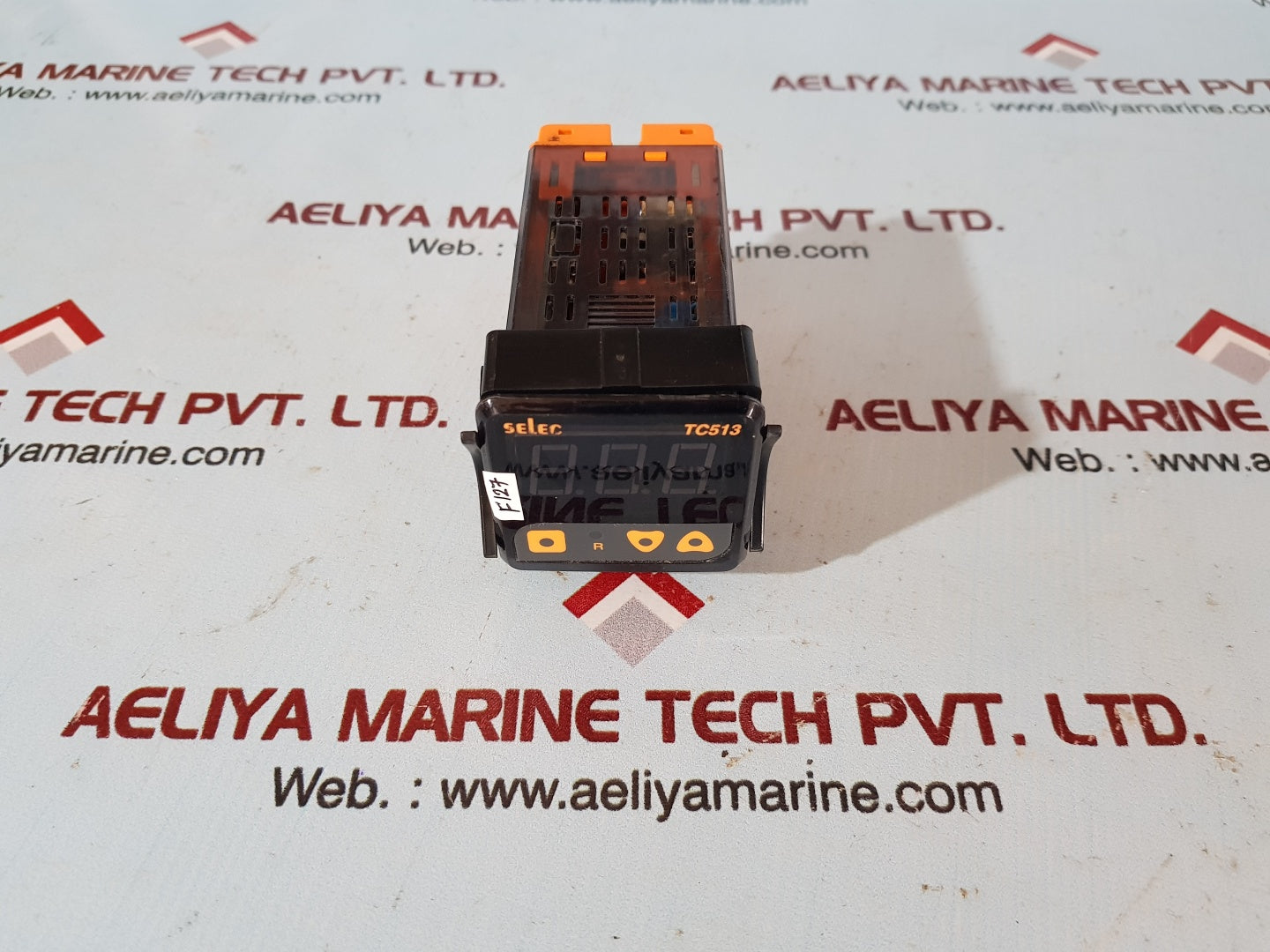 Selec tc513 temperature controller