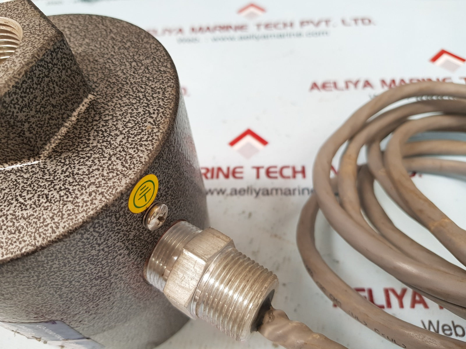 Honeywell u2 1010-pf flame monitoring system Used
