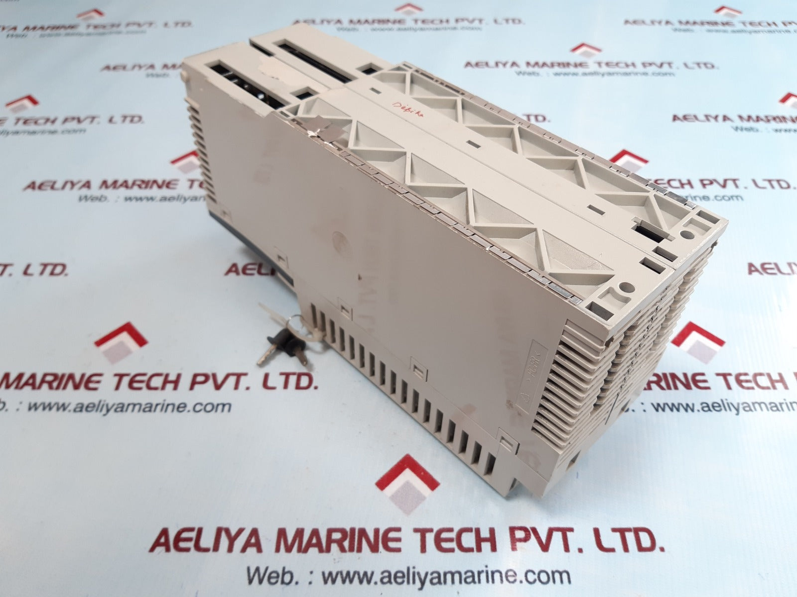 Schneider electric 140cpu67160 cpu module pv:28 rl:34