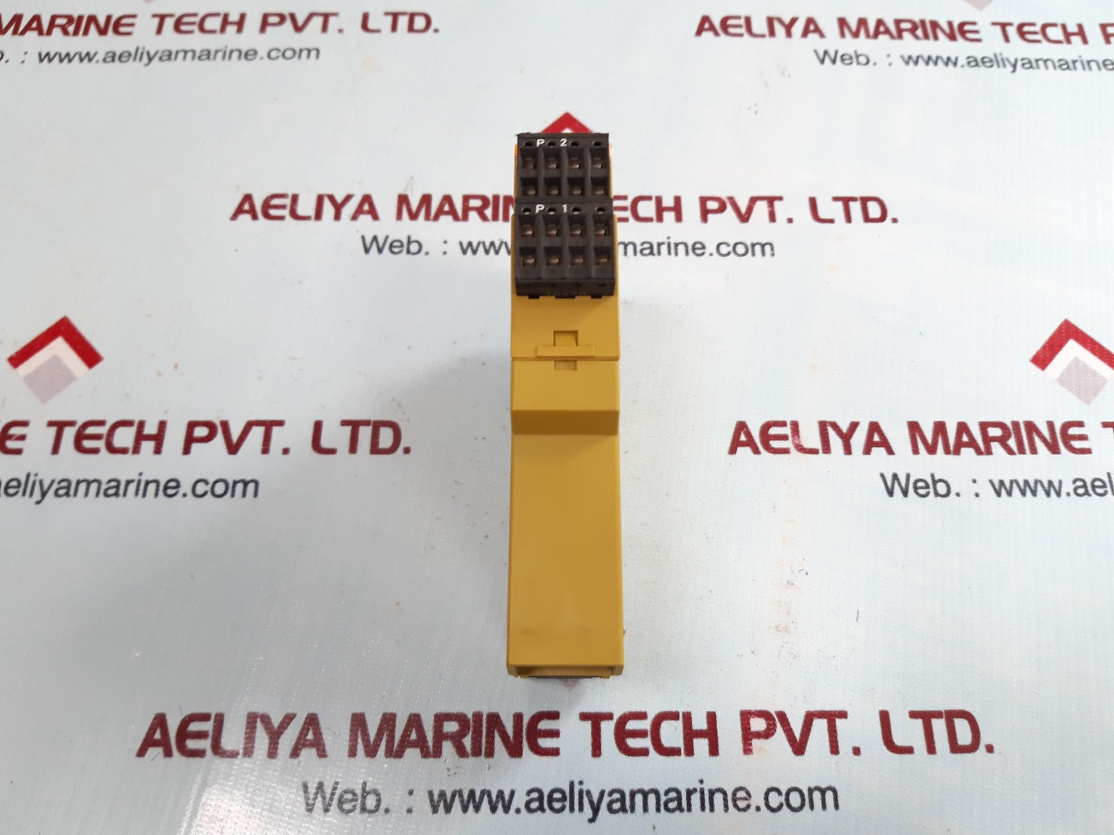 Pilz pnoz x2.8p safety relay