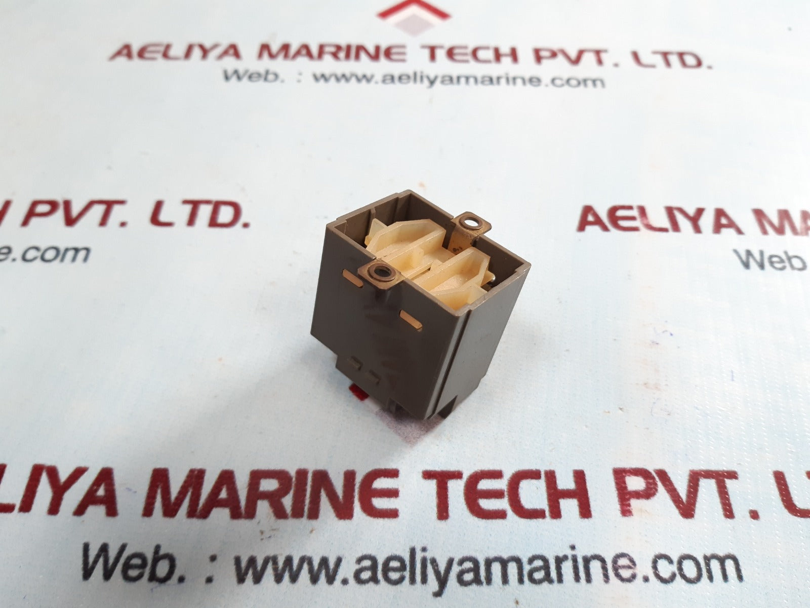 Idec 100/110v 50.60hz transformer