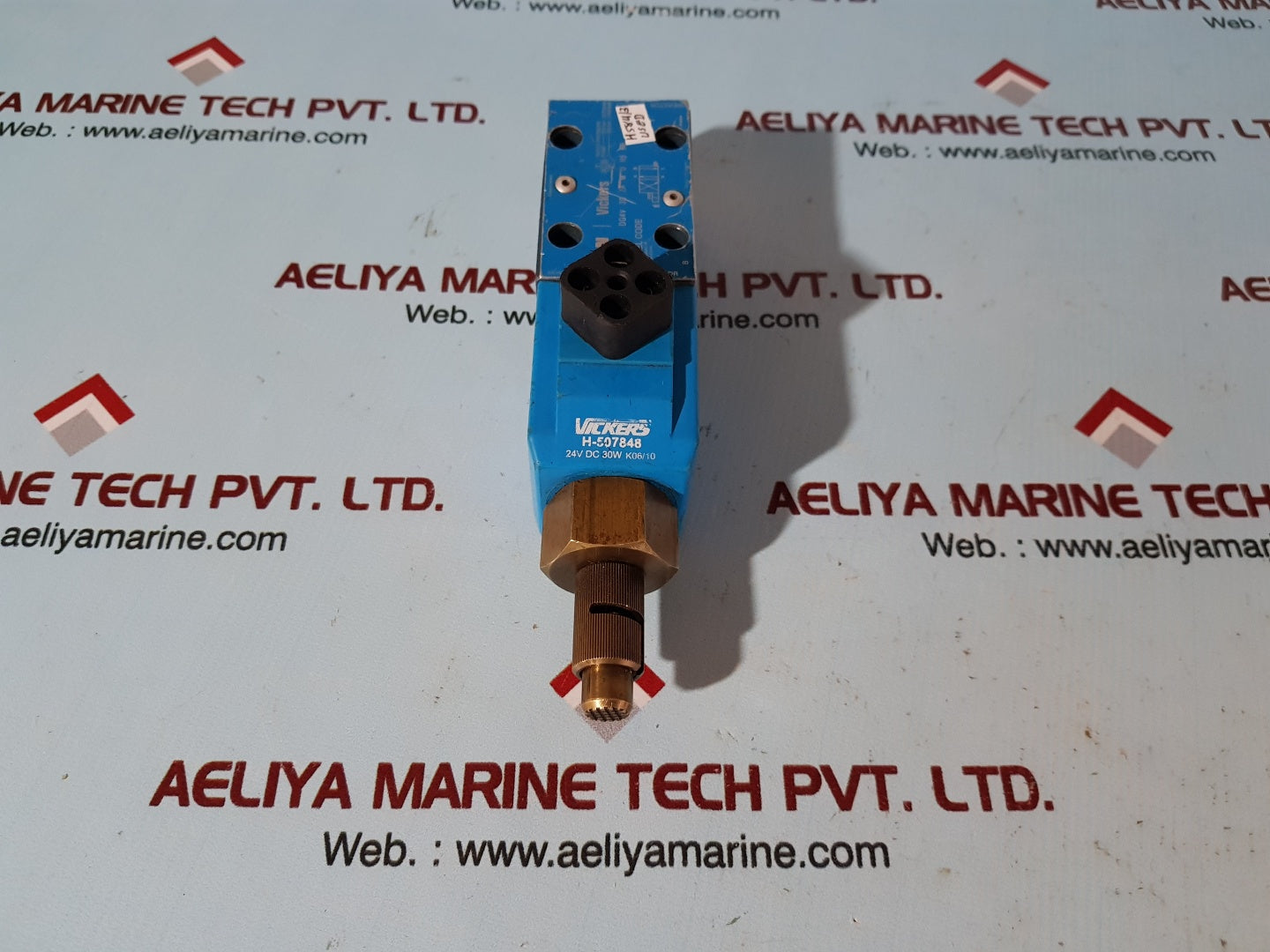 Eaton vickers dg4v 3s 2a m u h5 60 directional control valve