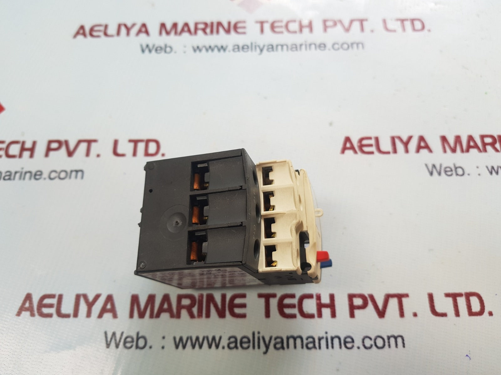 Schneider electric/telemecanique lrd 06 overload relay
