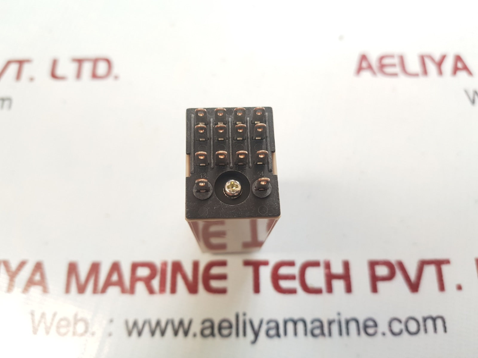 Omron h3y-4 timer time delay relay 24v dc 10s