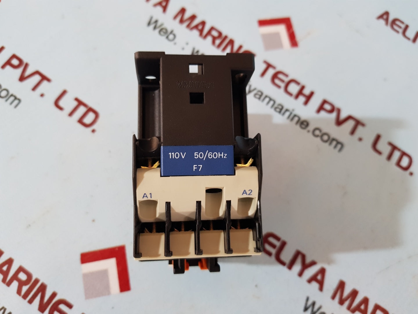 Telemecanique Ca2 Dn22F7 Control Relay 110V 50/60Hz
