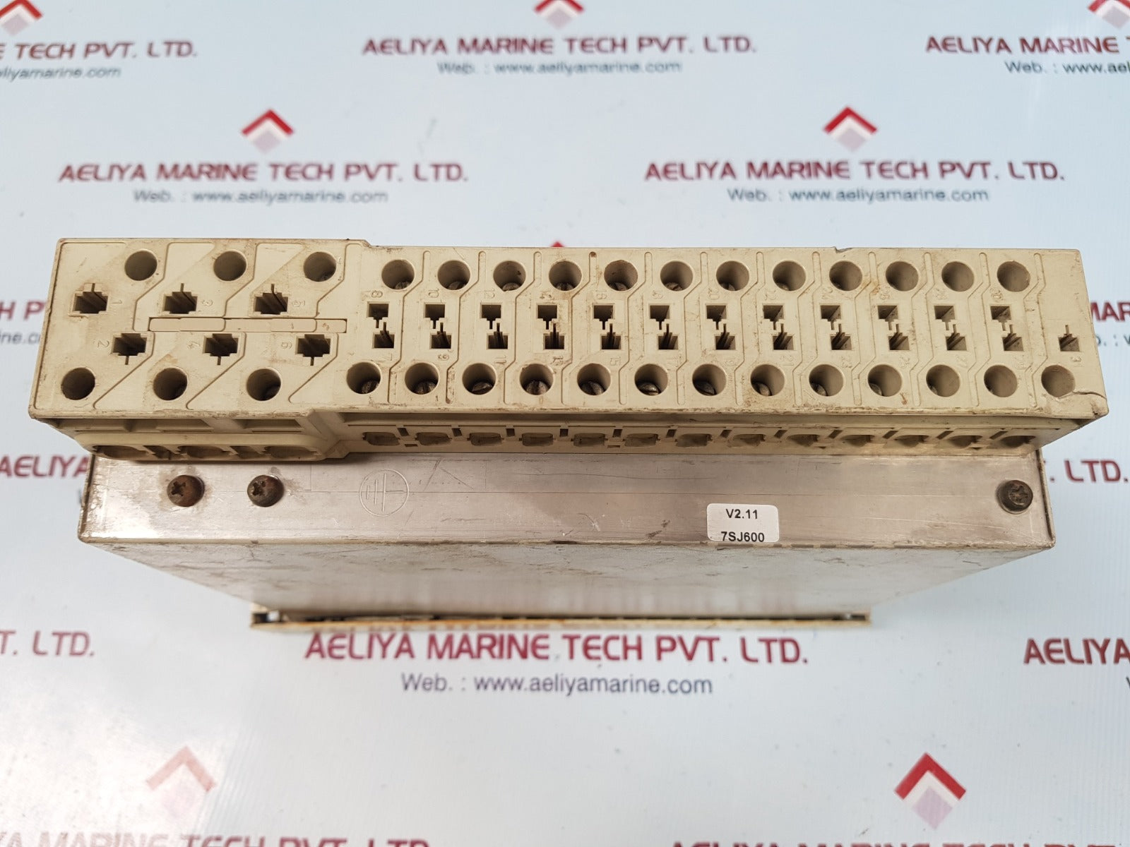 Siemens 7sj6005-4ea00-0da0 overcurrent protection relay