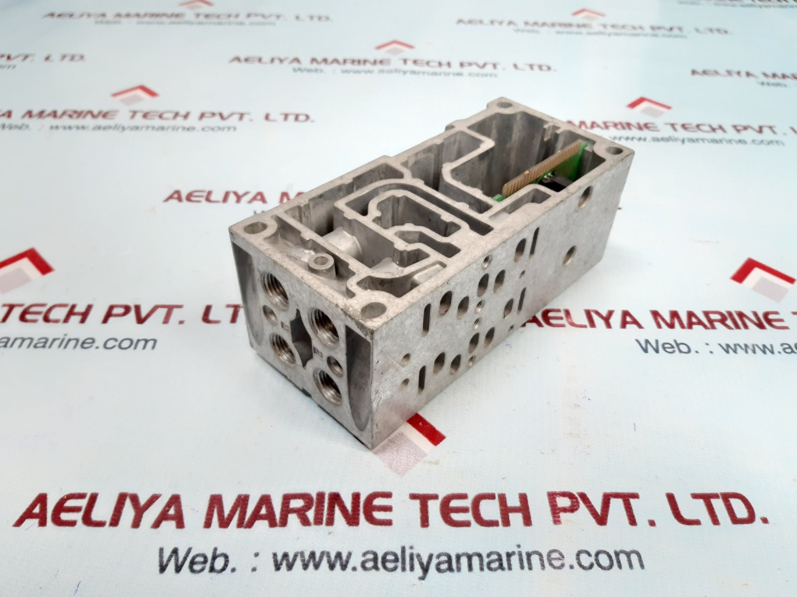 Festo vabv-s4 1s-g14-2t2 manifold sub-base 539220 d802
