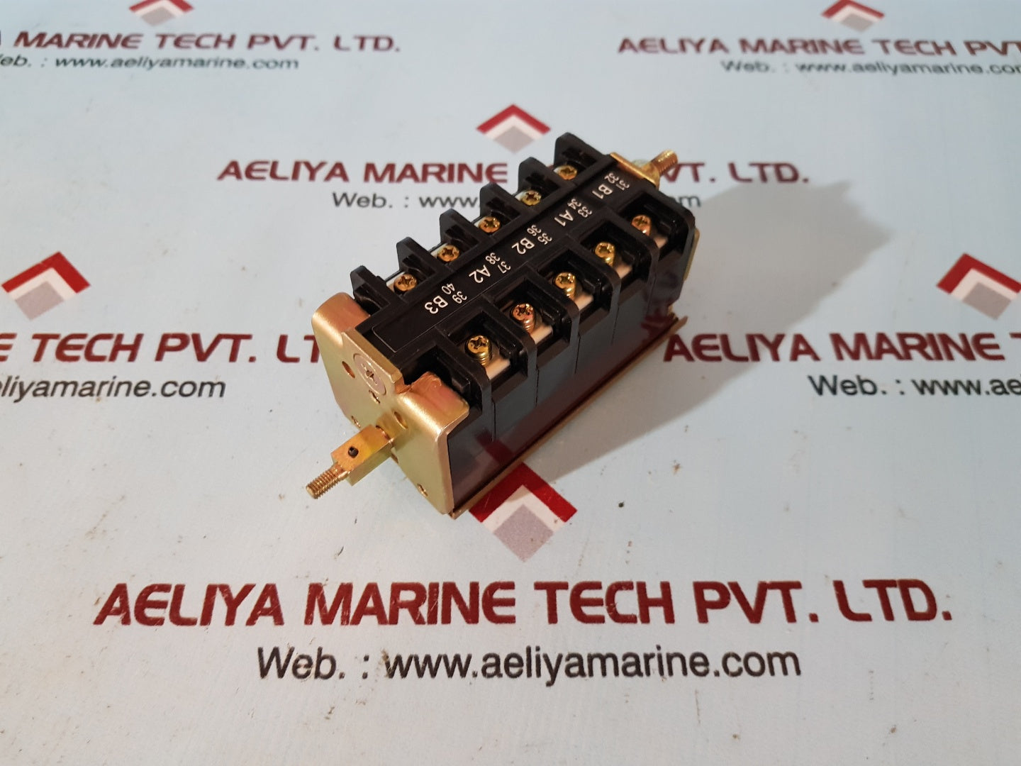axh-1 Auxiliary switch 5p2a3b