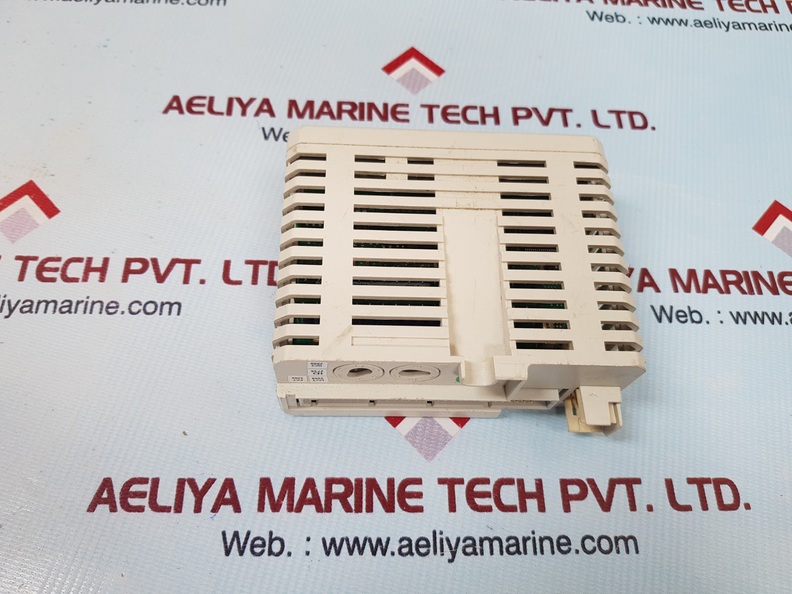 Abb di811 digital input module 3bse008552r1 pr:f