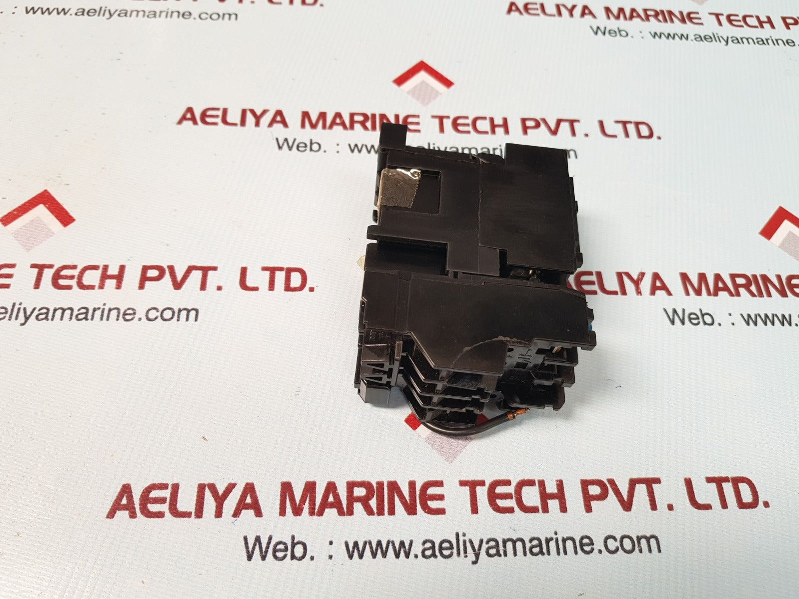 Mitsubishi s-k10 contactor with th-k12ab relay