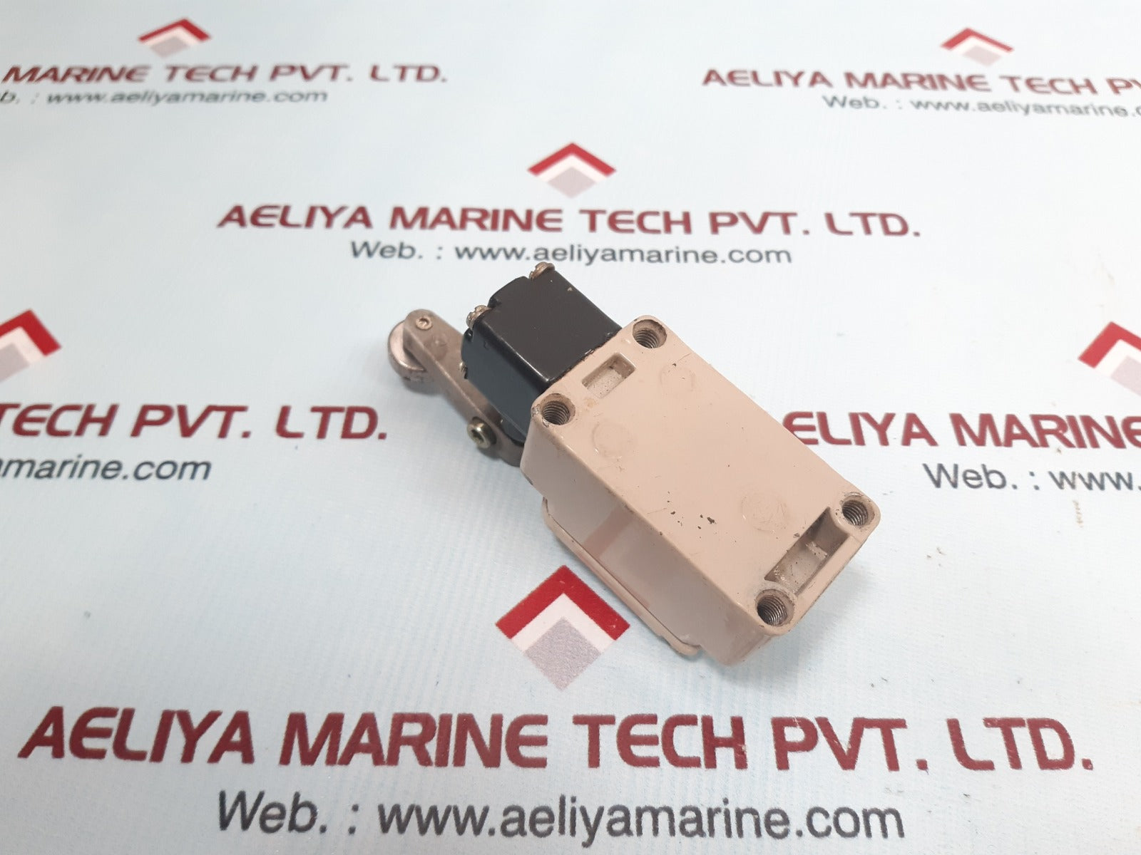 Omron wlca12-2 limit switch