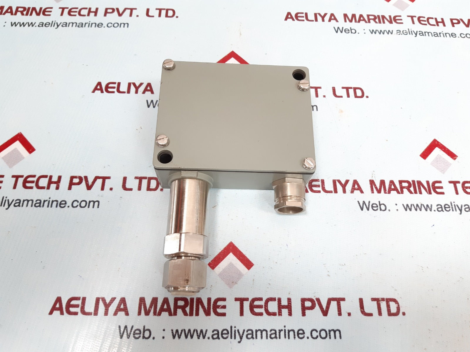 Trafag 8202.79.2212 pressure transmitter