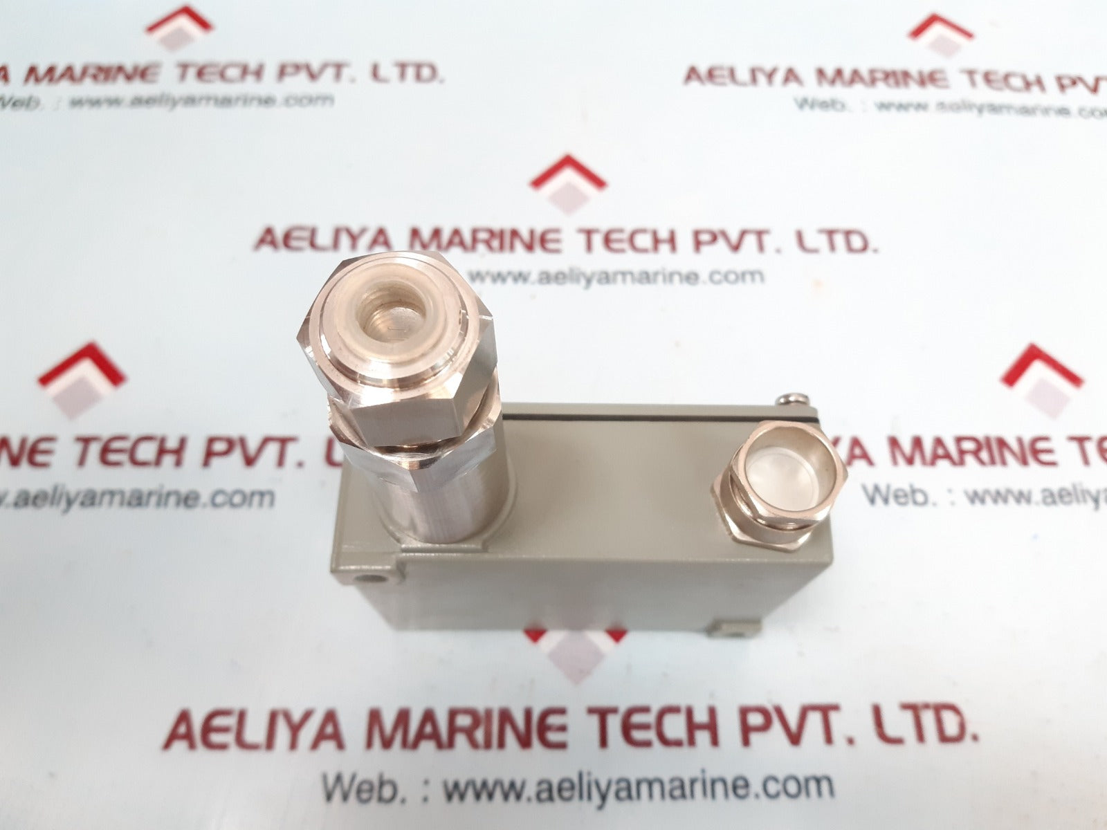 Trafag 8202.79.2212 pressure transmitter