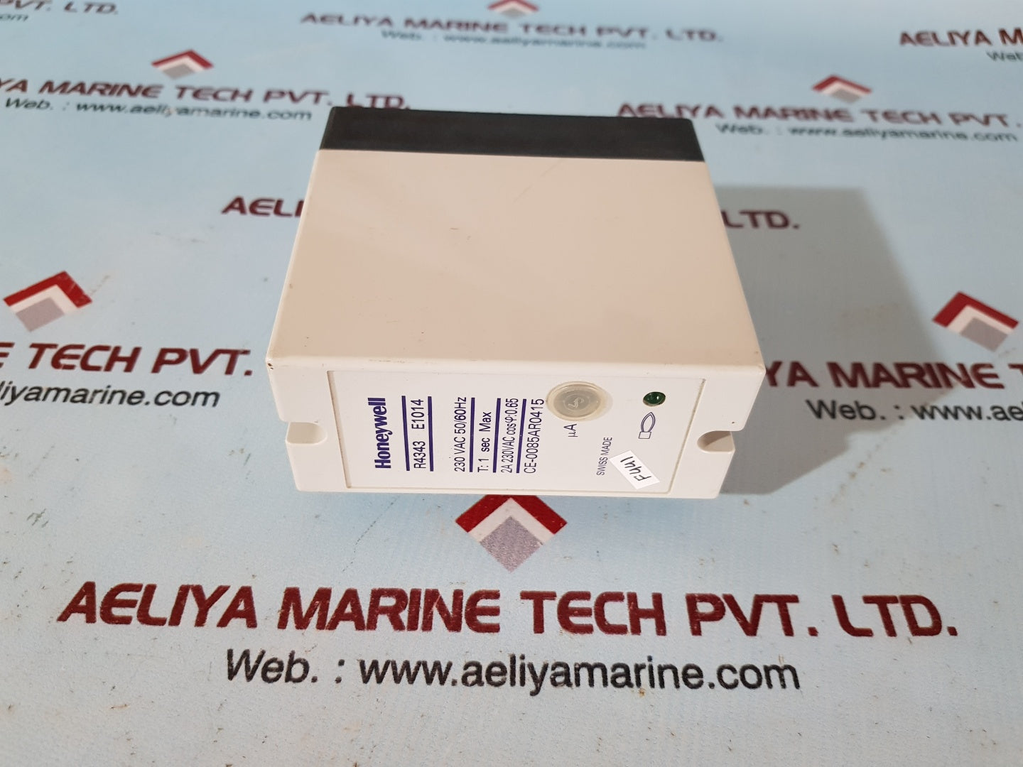Honeywell r4343 e1014 flame relay