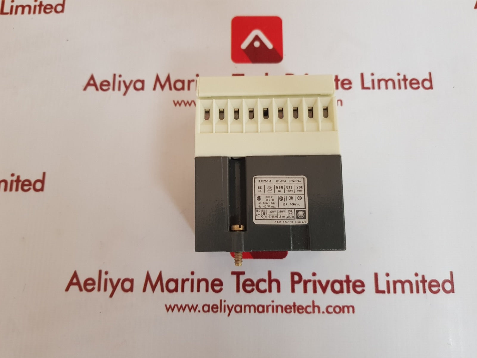 Telemecanique ca2-fn 262 control relay 24v dc