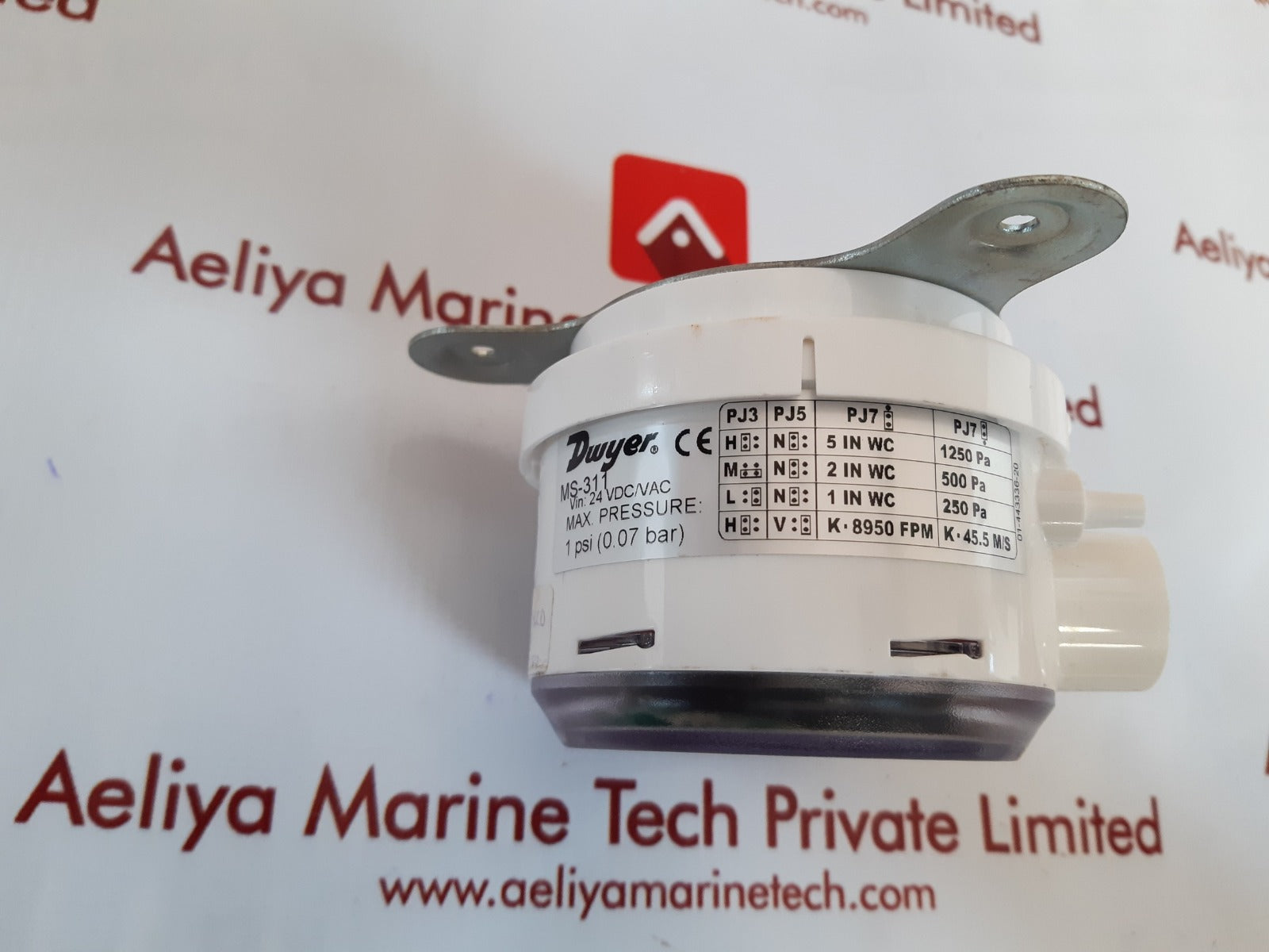 Dwyer ms-311 magnesense digital pressure transmitter gauge