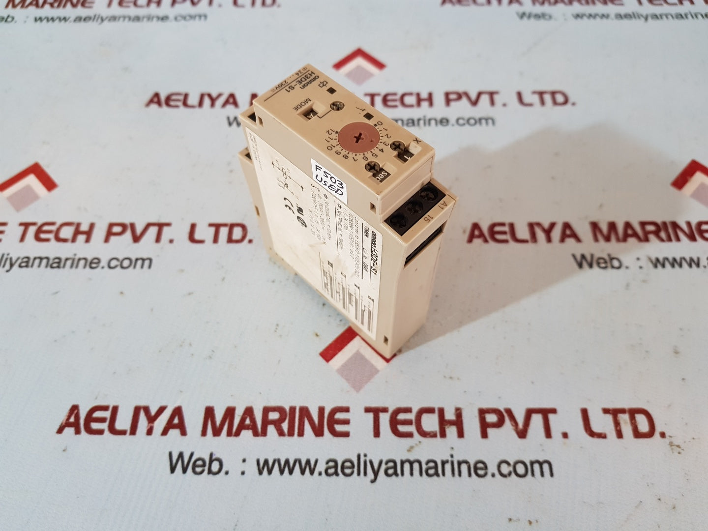 Omron h3de-s1 24-230vac timer module
