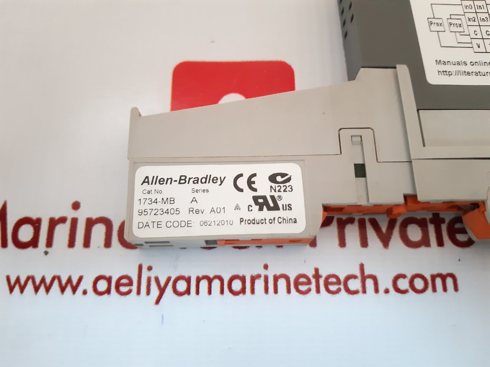 Allen-bradley 1734-ib4 ser.c input module with 1734-mb ser.a mounting base