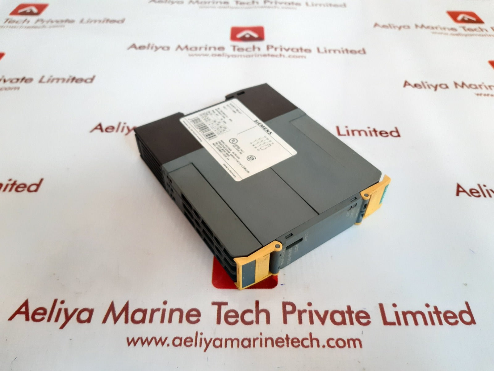 Siemens 3sk1111-1ab30 safety relay 24v