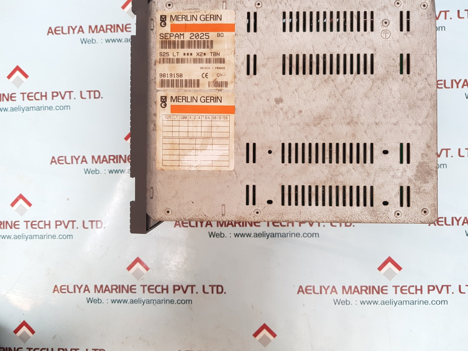 schneider merlin gerin sepam 2000 protection relay sepam 2025(Display Issue)