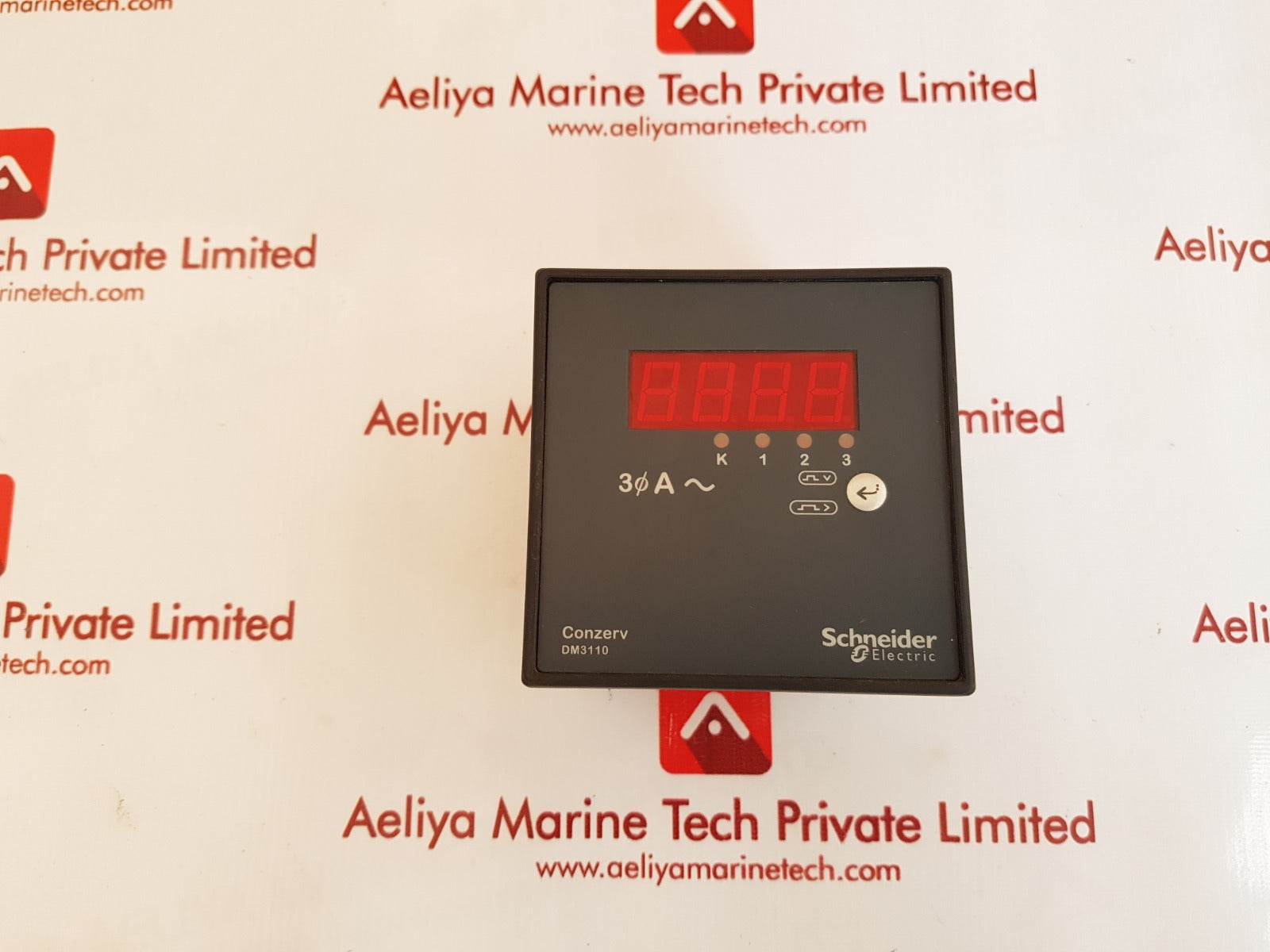 Schneider conzerv dm3110 amp meter