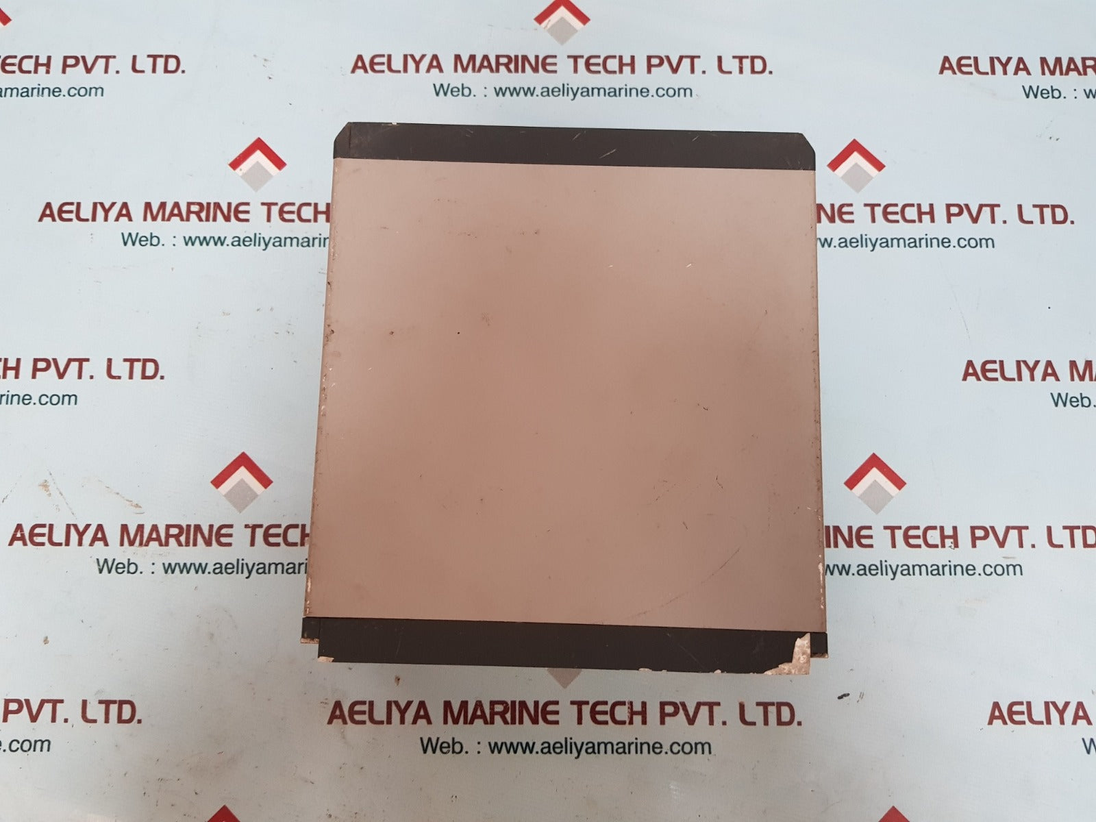 Gecma rack 42 - 2 challenger 100-240vac 50-60hz