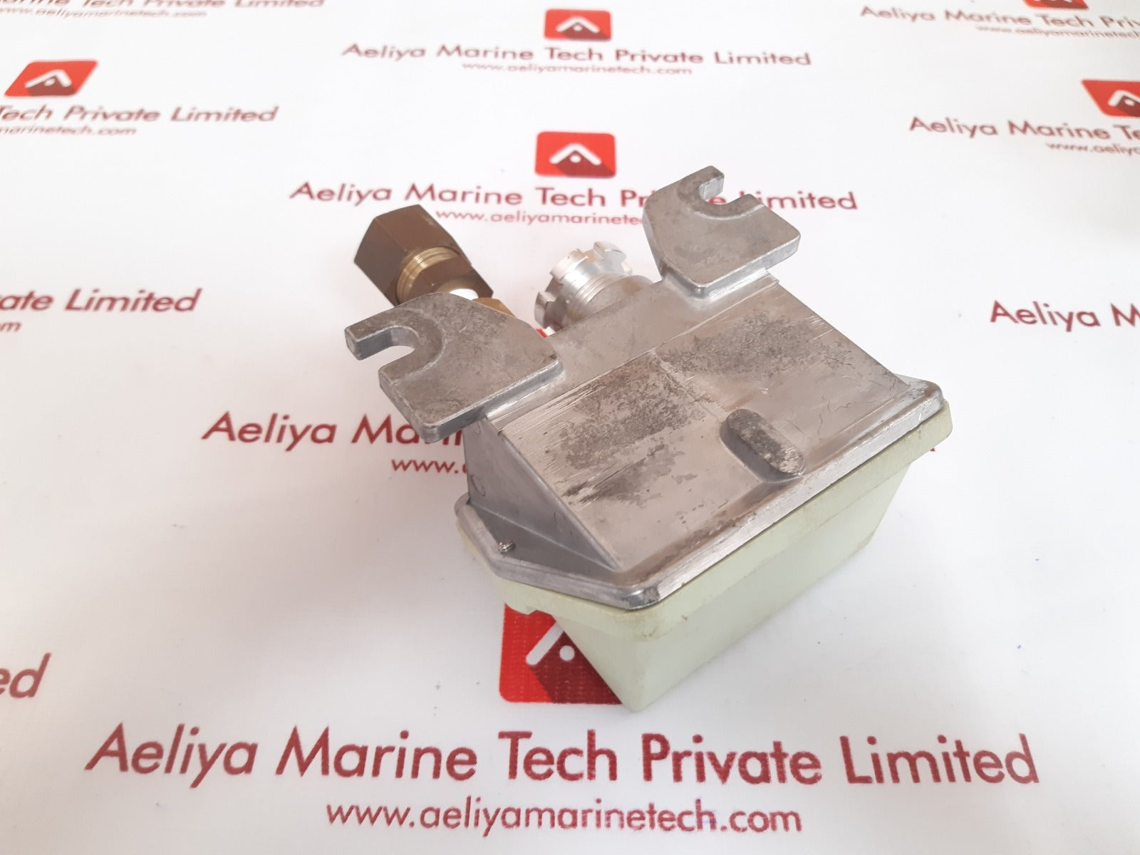 Saginomiya ans-c106pk5q pressure controls