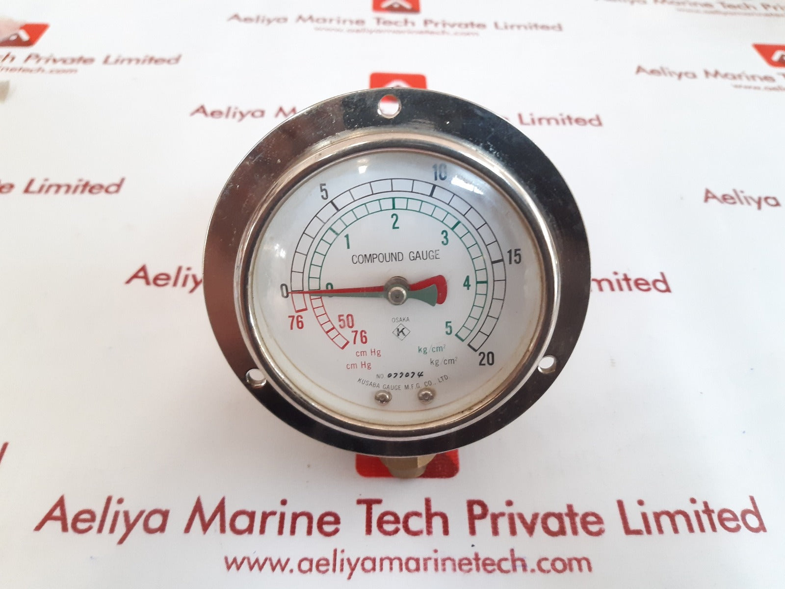 Kusaba 077074 compound pressure gauge