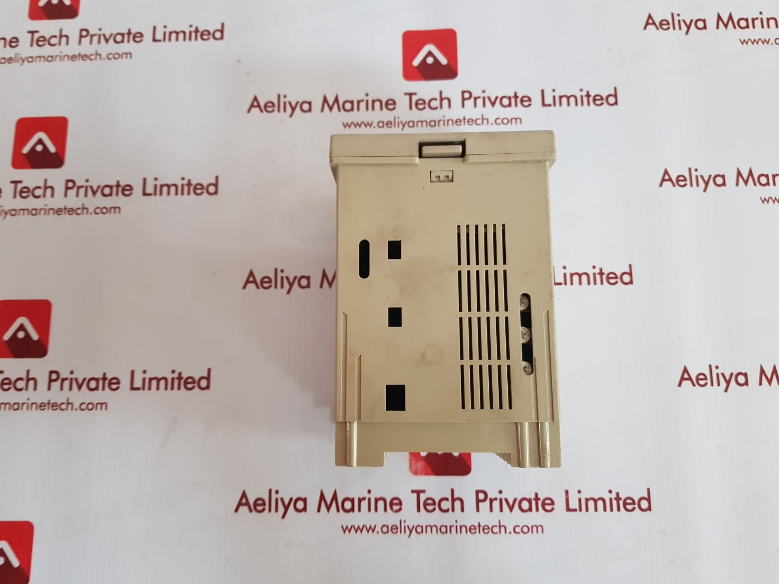 Hanyoung hy-8200s temperature controller