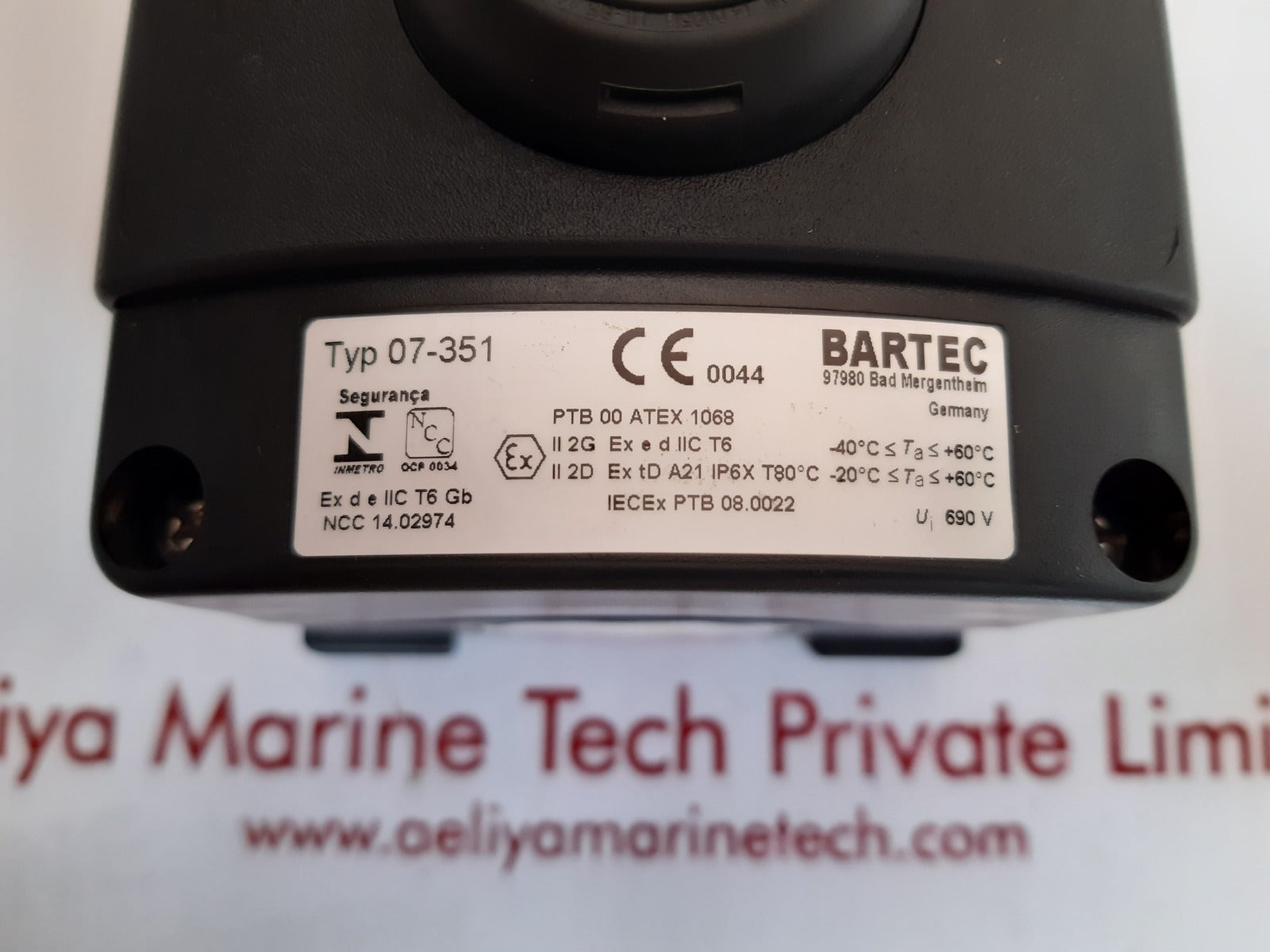Bartec 07-351 emergency push button stop control station switch